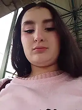 zoe moon   online show from March 12, 4:42 pm