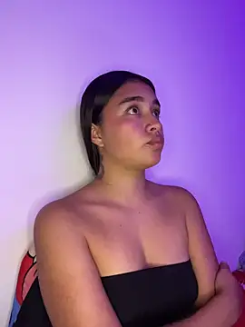 I Samanthaa online show from March 31, 12:21 am