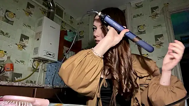 StephaniCute online show from February 19, 3:33 pm