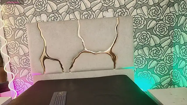 Scarleett tay online show from February 19, 12:32 am