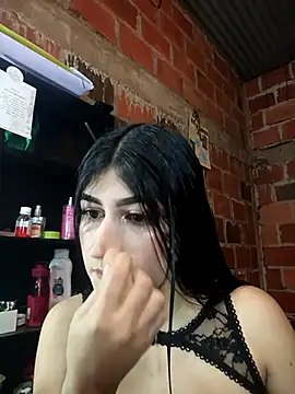 Julianiss online show from February 24, 2:00 am