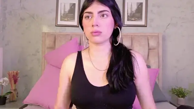 IsabellaRossi online show from April 21, 5:42 pm