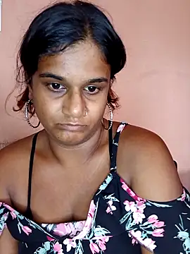 indianstrawberrylips4u online show from April 14, 11:32 am