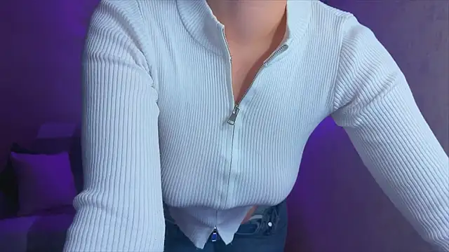 rinamandarina online show from March 15, 3:47 pm