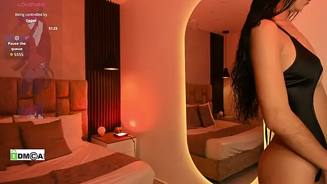 jasmin adams online show from April 4, 11:42 am