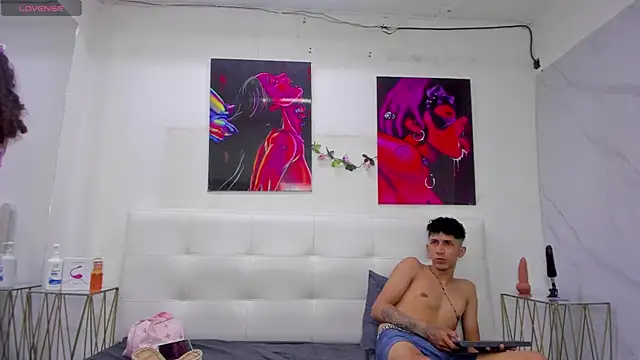 ahsly78Bryan online show from April 7, 8:11 pm