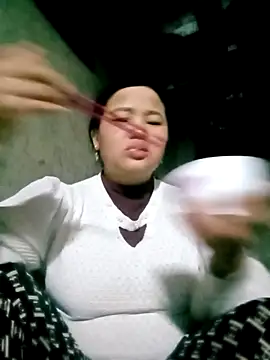 chubby0011 online show from March 8, 5:33 am