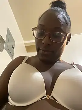 Sinfulwaterfalls online show from April 20, 10:57 pm