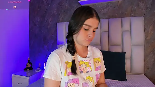 lya gomez online show from April 19, 3:06 am