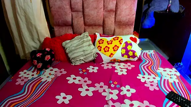Valentina belmont online show from June 2, 4:35 am