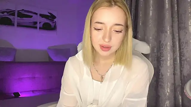 EllianaMiller online show from February 28, 4:17 pm