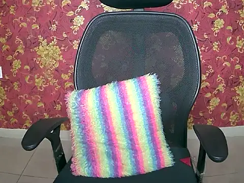 Shreya-S online show from February 23, 3:29 am