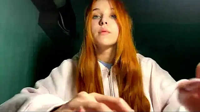 LolaBun online show from March 13, 6:53 pm