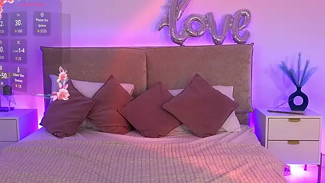  Selestia  online show from April 24, 1:03 pm