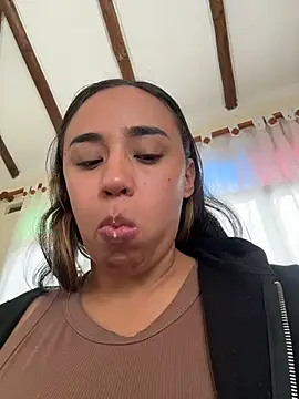 Eyssha online show from March 23, 12:33 pm