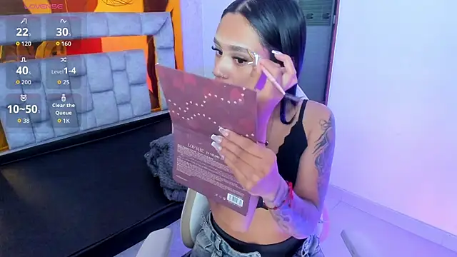 miiaboss  online show from April 7, 11:23 am