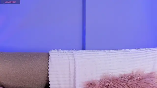 NinaAngel6 online show from March 7, 1:51 pm