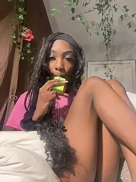 auraa aa online show from February 25, 12:20 am