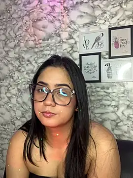 Miss Escarlett online show from February 25, 4:16 pm