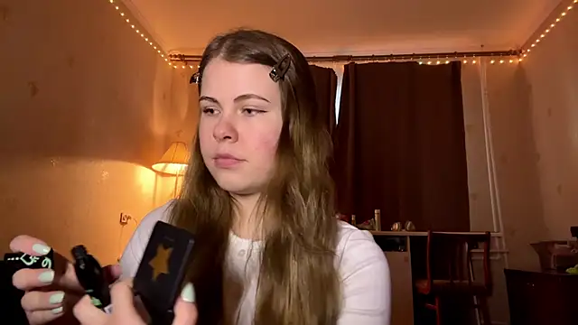 Amy Maev online show from February 24, 1:10 pm