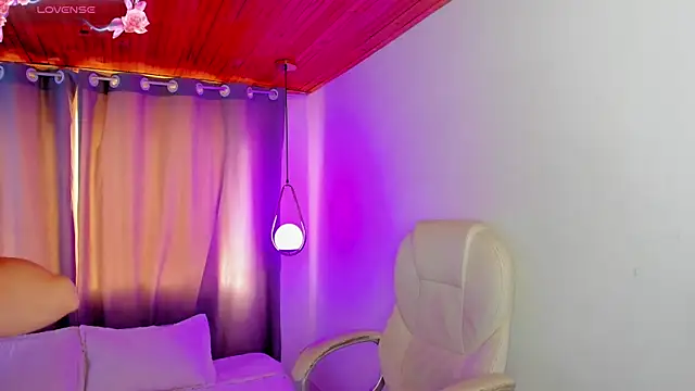 NixieSterling online show from April 5, 8:19 pm