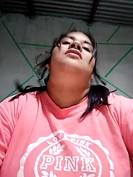 Orianamzn21 online show from May 3, 10:13 pm