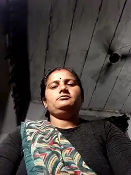 Manesakoli36 online show from March 30, 6:40 pm