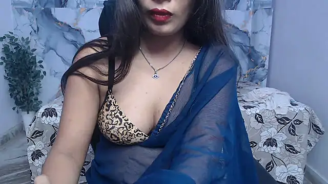Aayesha-queen online show from July 13, 4:35 am