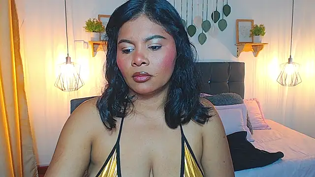 Emma hassani online show from March 24, 2:44 pm