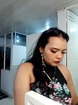 Emily Rouse23 online show from March 27, 2:13 am