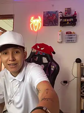 MIKEFONSE- online show from June 6, 5:08 pm