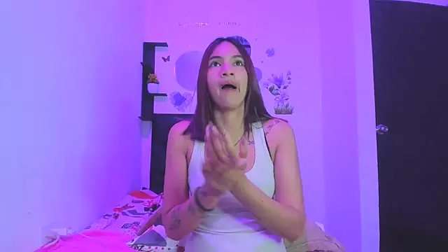 sapphire brown20 online show from April 9, 12:46 am