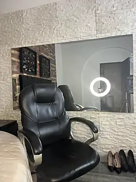 kendra leroy online show from March 11, 4:17 am