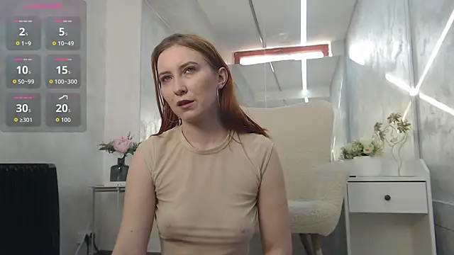 EmberLuna  online show from April 9, 5:43 am