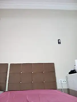 emre-pelin54 online show from March 5, 6:48 pm