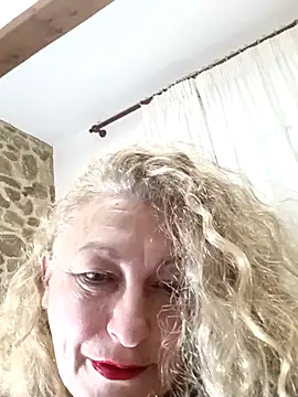 Luccia56 online show from February 26, 1:37 am