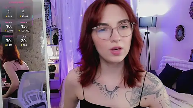 VittoriaNix online show from April 5, 2:38 pm