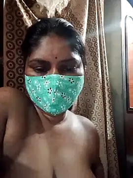 sexyladdupilla online show from April 16, 12:00 am