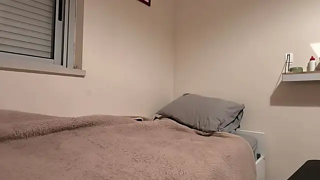 MinaMask online show from March 11, 8:22 pm