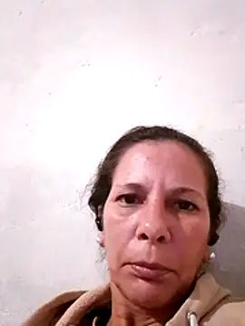 Jademimosa online show from April 13, 7:20 am