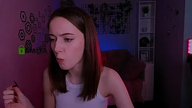 chloe ley online show from May 11, 7:11 pm
