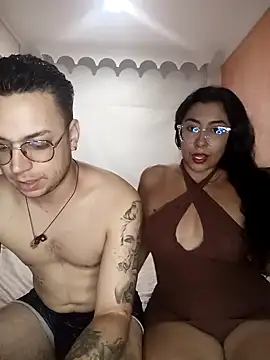 deliciuscam online show from March 29, 11:26 pm