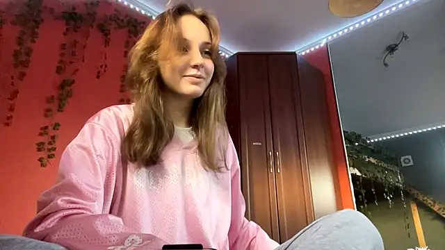 GretaMcdannold online show from February 28, 2:27 pm