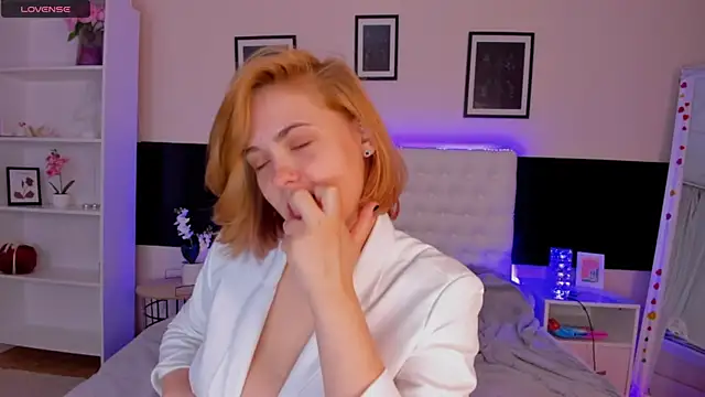 DellaRows online show from April 15, 5:52 am