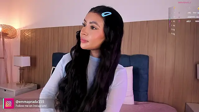 missprada  online show from March 19, 12:31 pm