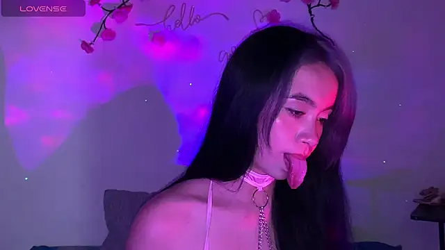 sweet molly420 online show from May 15, 10:56 pm