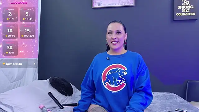 Valeriaa cruz online show from April 8, 10:28 am