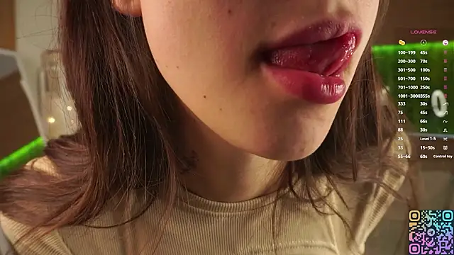 JoelleTasso online show from March 13, 5:47 pm