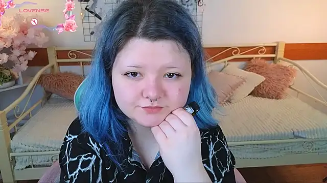 Lunaar  online show from April 26, 7:06 am