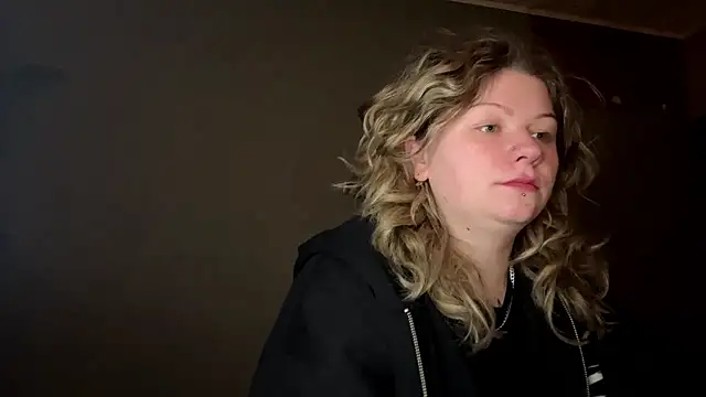 YoungAlina online show from April 6, 7:26 pm